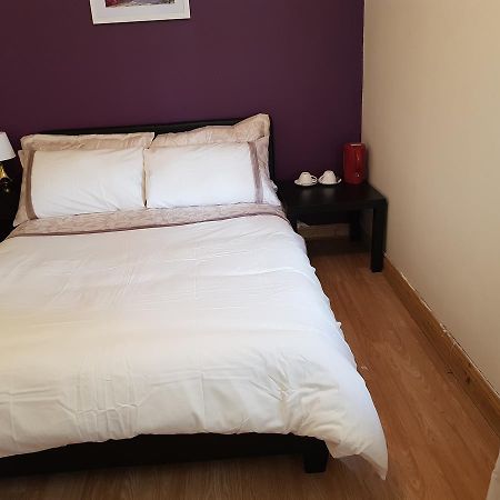 Ashemere Lodge Clondalkin Esterno foto